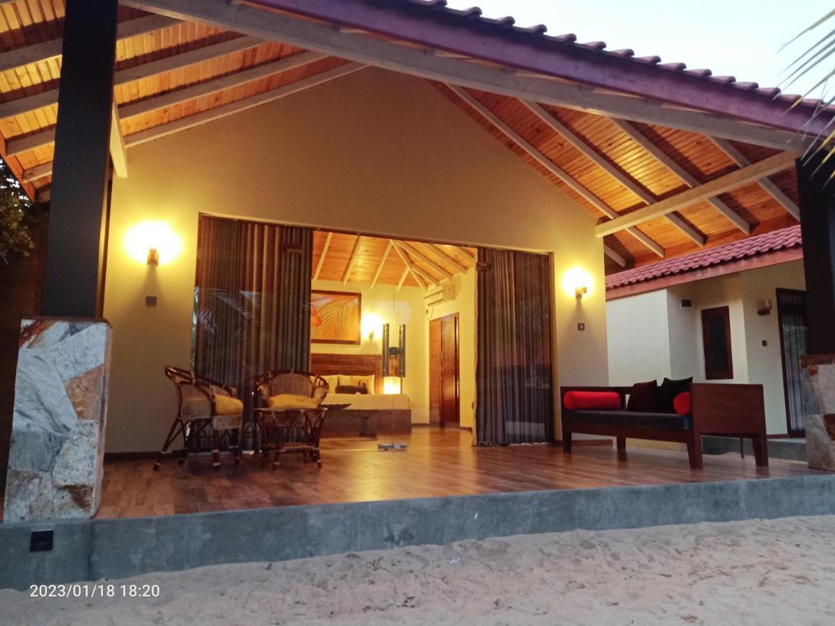 Blue Waves Kite Surfing Beach Resort كالبيتيا المظهر الخارجي الصورة