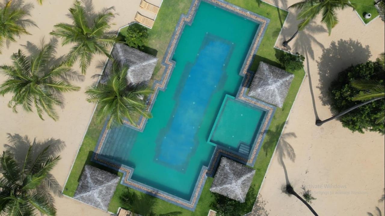 Blue Waves Kite Surfing Beach Resort كالبيتيا المظهر الخارجي الصورة