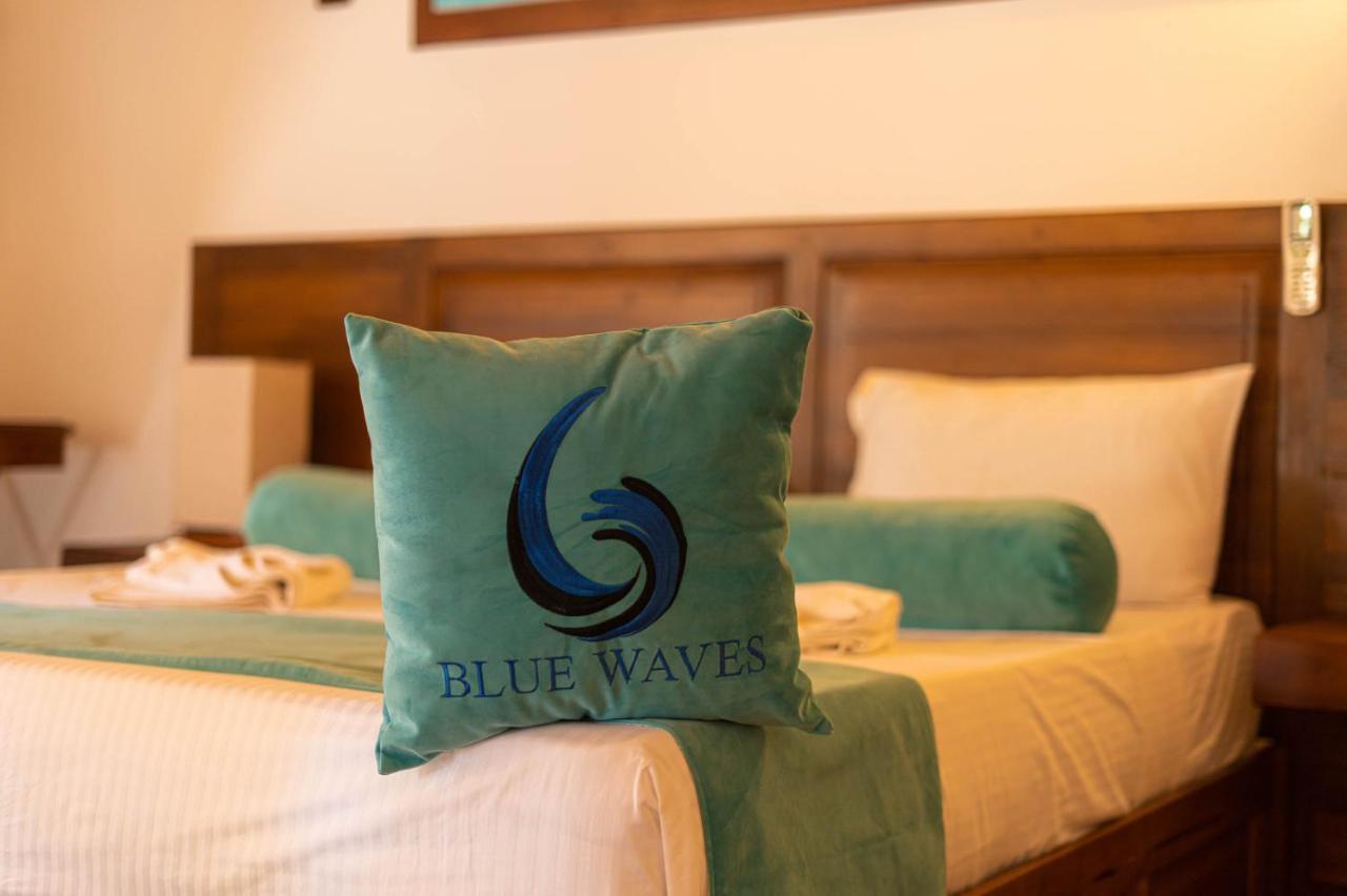 Blue Waves Kite Surfing Beach Resort كالبيتيا المظهر الخارجي الصورة