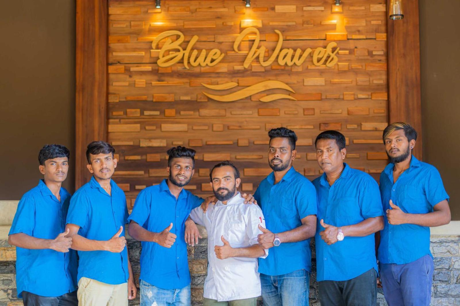 Blue Waves Kite Surfing Beach Resort كالبيتيا المظهر الخارجي الصورة